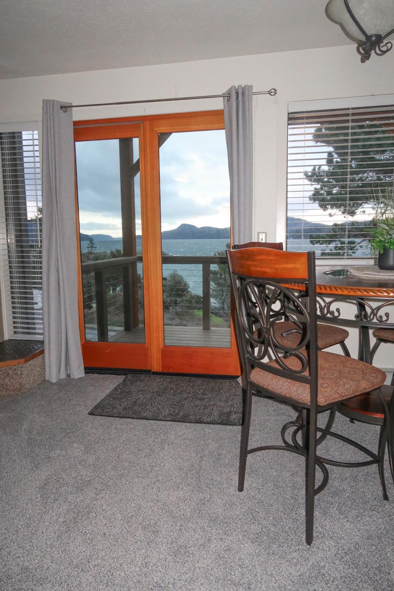 The Landmark Inn On Orcas Island Eastsound ภายนอก รูปภาพ